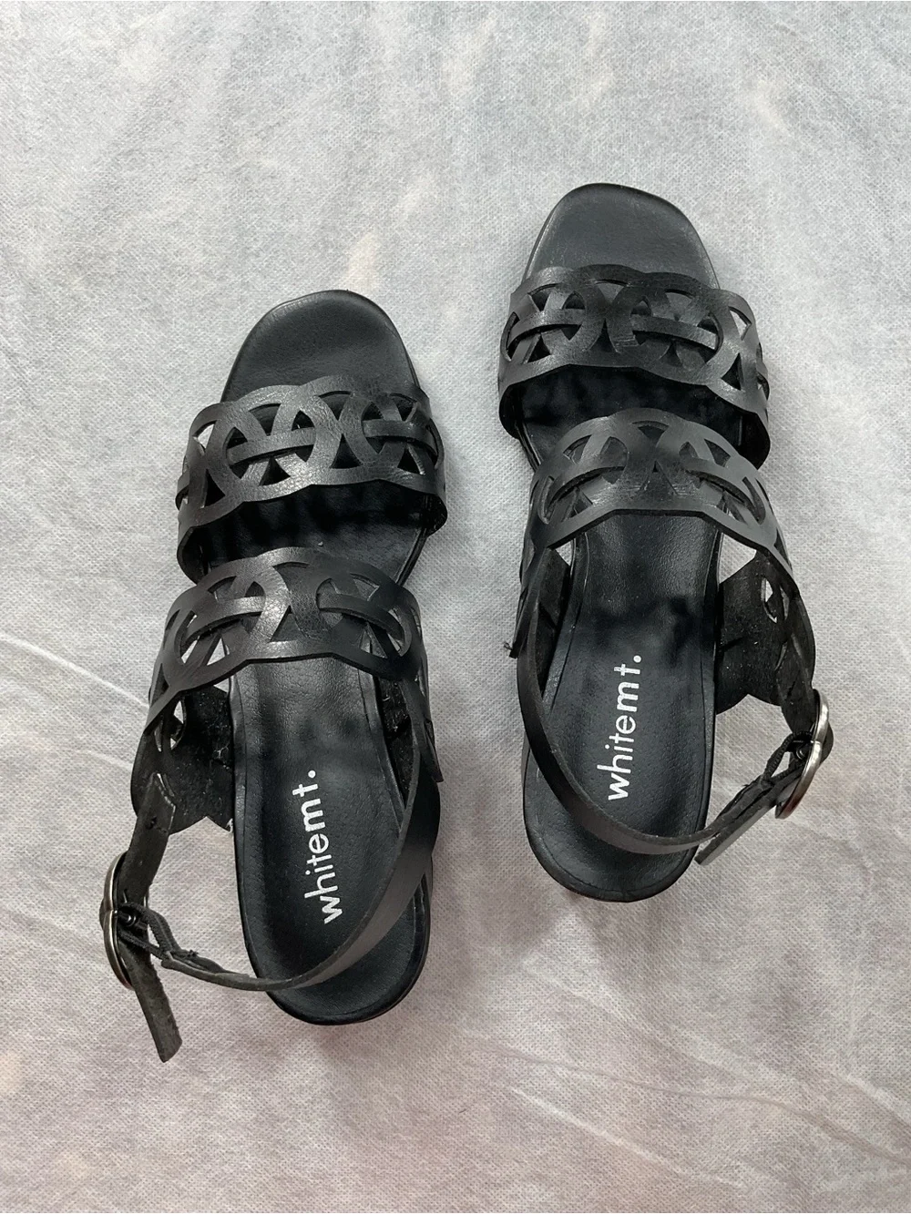White Mt. Black Laser Cutout Leather Sandals Block Heels Classic Minimalist Y2K